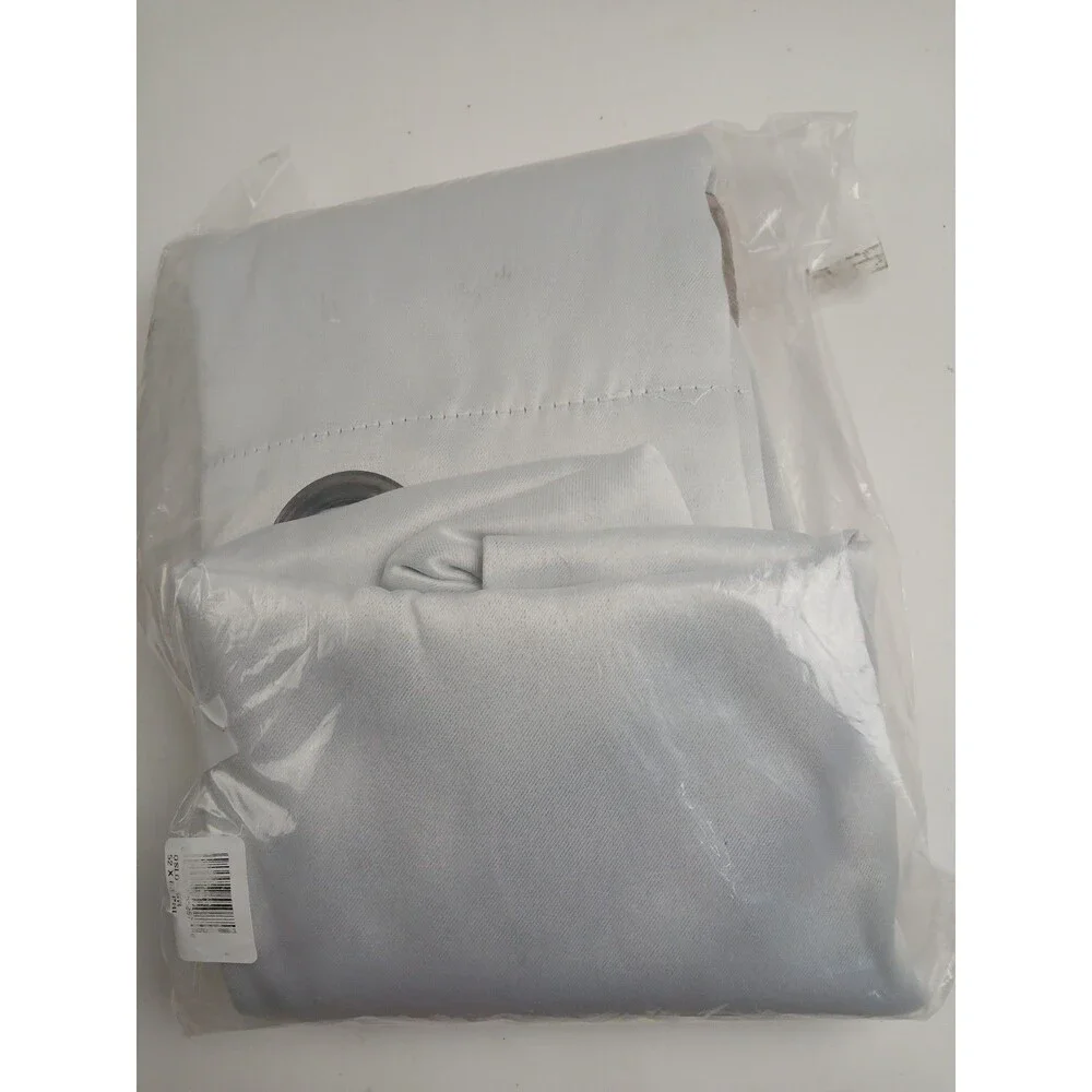 NEW Sun Zero Blackout 52 x 63 Grommet single curtain panel 'White' #CT22